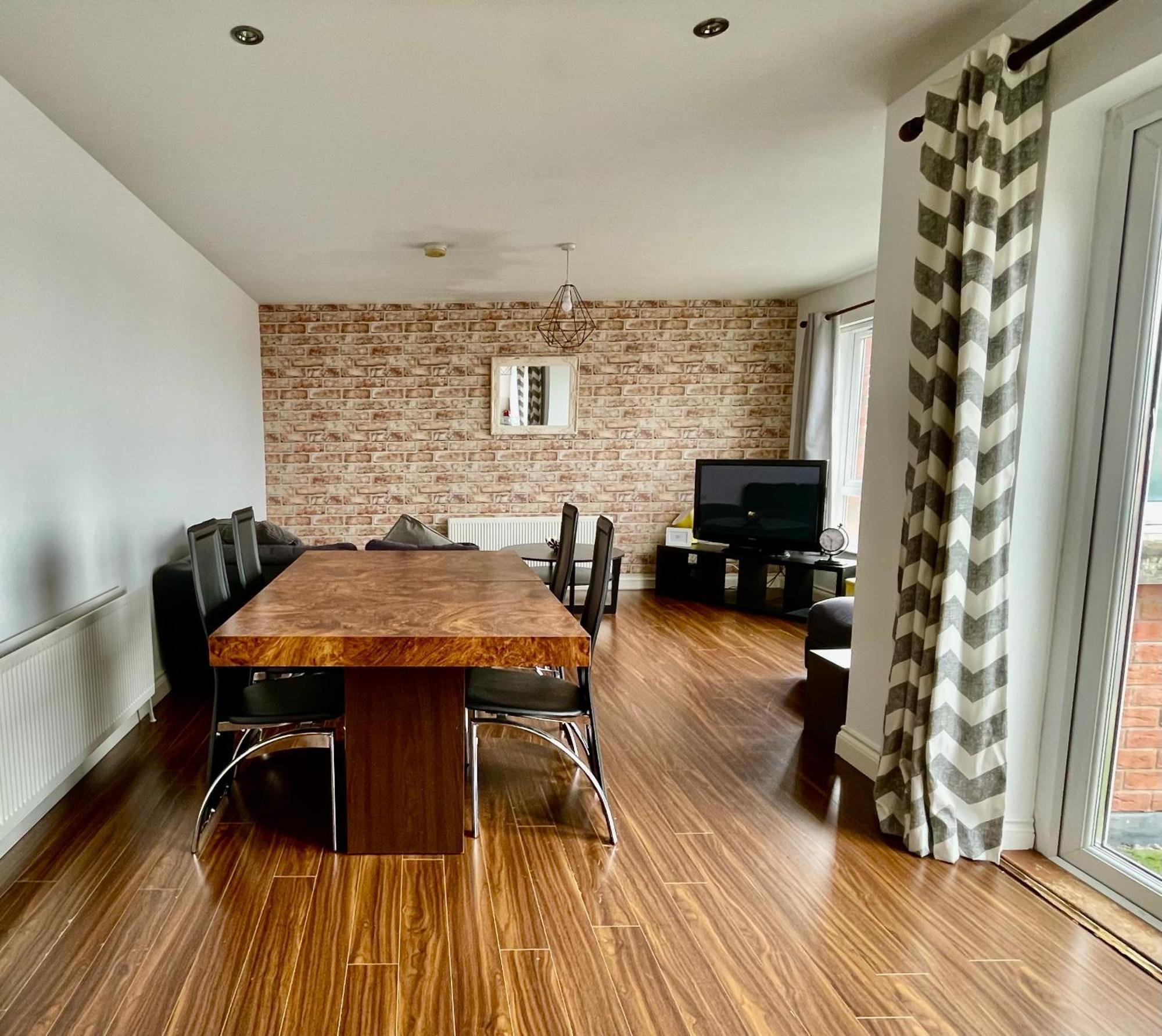 2 Bedroom City-Centre Apartment With Free Parking Belfast Luaran gambar
